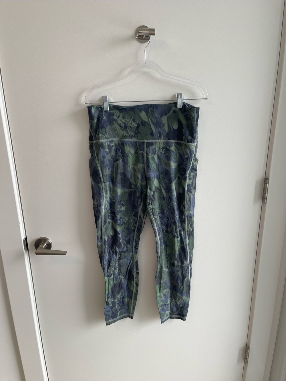 Lululemon Green & Blue Leaf-Print High-Waist Leggings